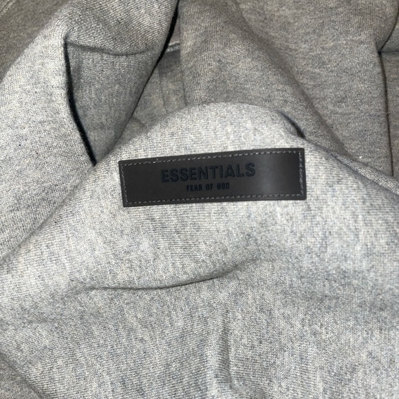 XL Fear of God Essential Hoodie - Picture 2 of 7